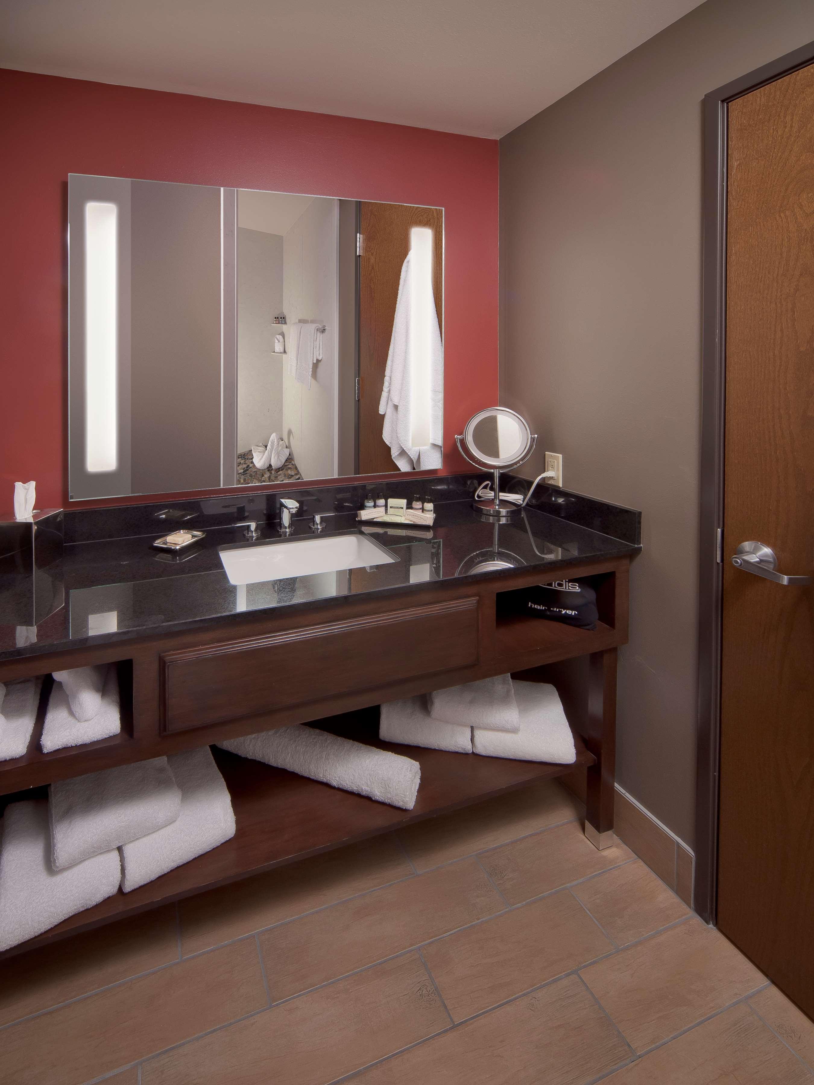Best Western Premier Ivy Inn & Suites Cody Kamer foto