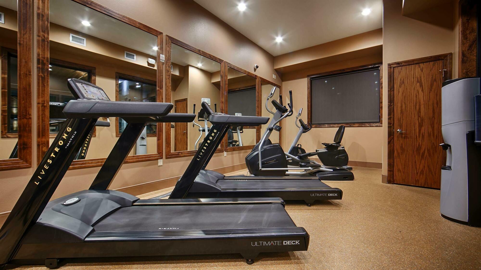 Best Western Premier Ivy Inn & Suites Cody Buitenkant foto
